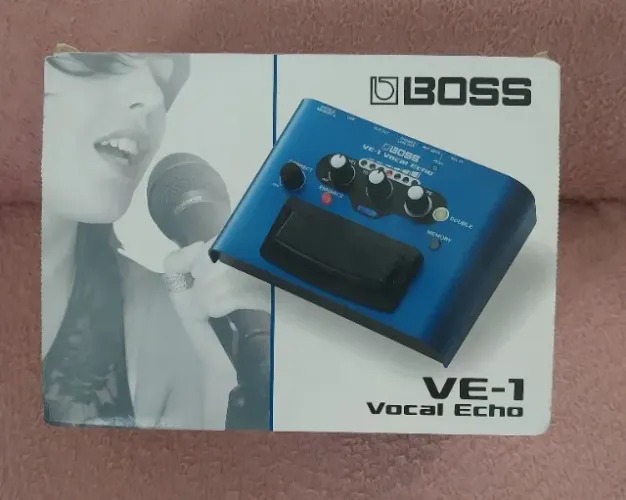 Processador Vocal Boss VE-1.