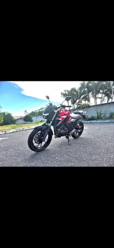 Yamaha FZ25 - Baixo KM - Perfeito estado