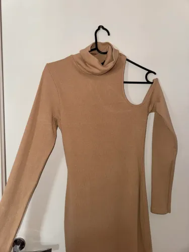 Vestido lindo YOUCOM/ TAM M/ usado 3 vezes 
