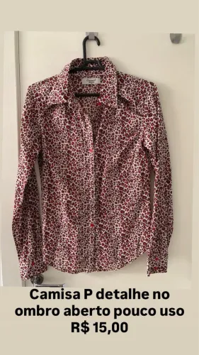 Camisa Feminina Animal Print Manga Longa com Ombro Vazado - Tamanho P
