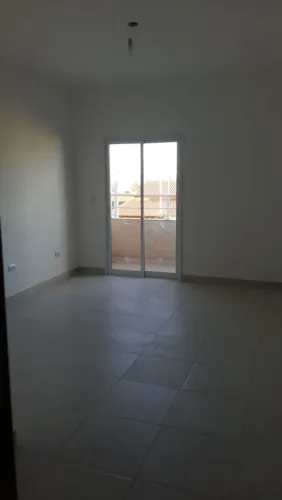 Sobrado Vitória Vale direto com proprietária