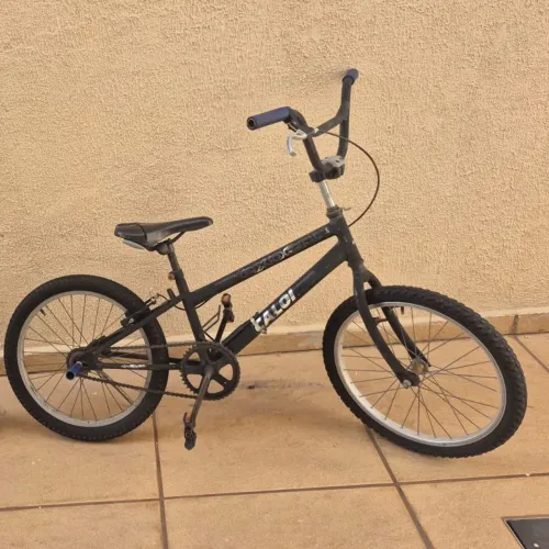 Bicicleta caloi aro 20 e 1 Skate