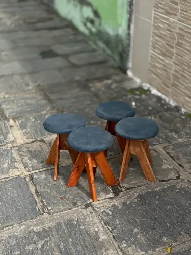 Banco de Madeira 30cm Alcochoado