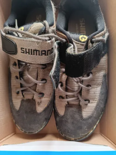 Sapatilha Shimano tamanho 40