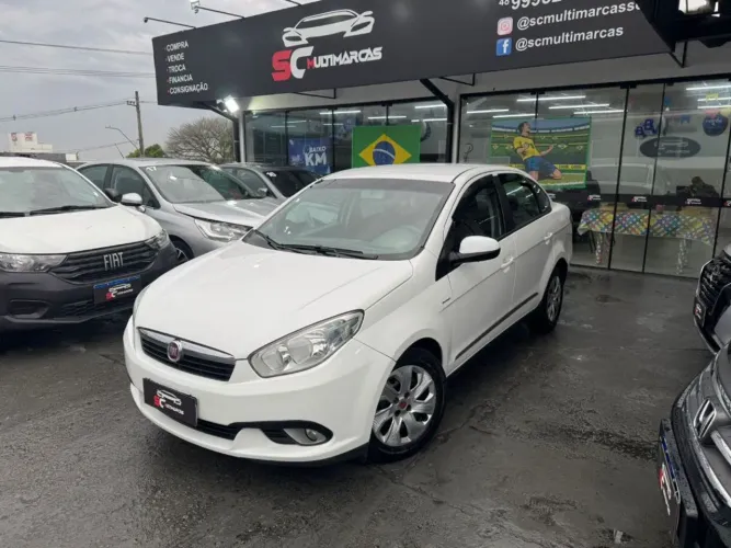 Fiat Grand Siena Essence 1.6 Flex 16V 2015