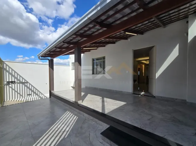 Casa à venda no bairro Quintino, 3 quartos, 1 suíte e espaço gourmet.
