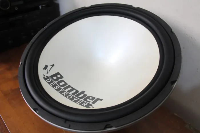 Subwoofer Bomber Destroyer em 15" NOVO