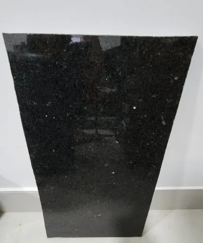 Granito São Gabriel Para Soleira 63x35 Pode Fazer 2 Peças