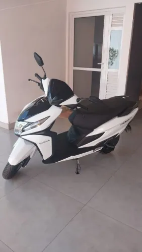 Elite 125 automática