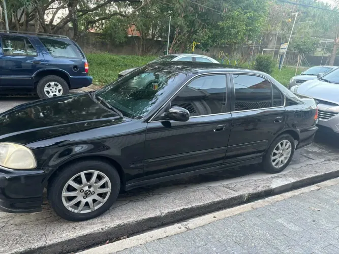 Honda Civic Sedan LX 1.6 16V Mec. 4P 1998
