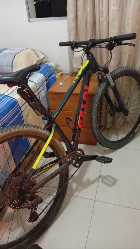 Bike Caloi Explorer Expert MTB aro 29 rockshox Aceito proposta