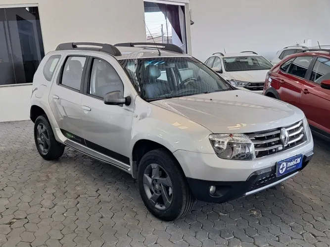 Renault Duster Dynamique 2.0 Hi-flex 16V Aut. 2014