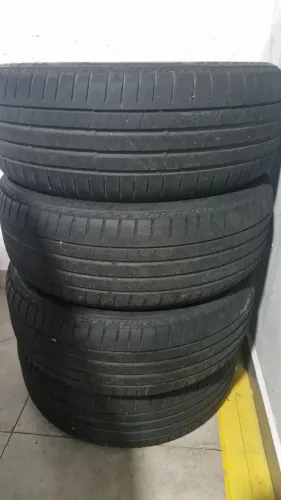 Pneu Bridgestone 205/55R17