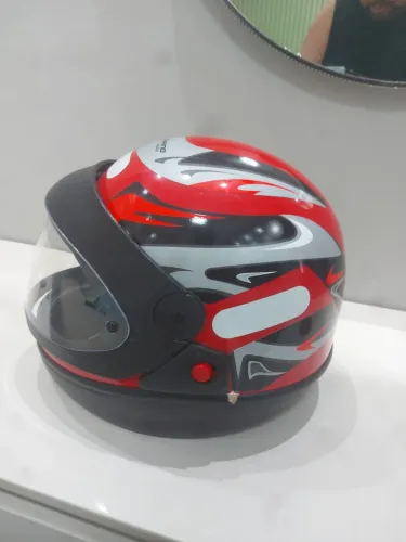 Capacete Sam Marino 58 seminovo