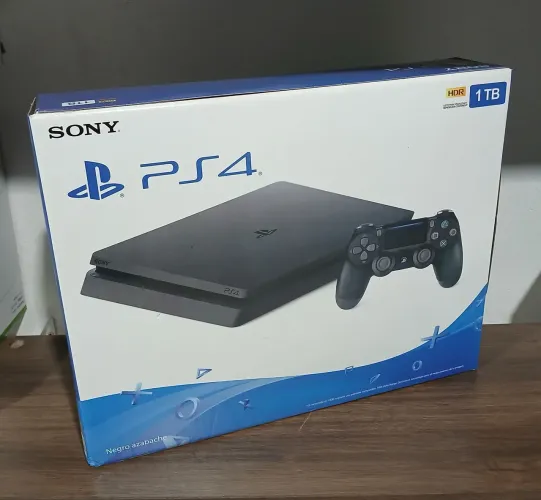 Caixa vazia de Ps4 Slim 1TB nova. Aqui na LOJA FABGAMES