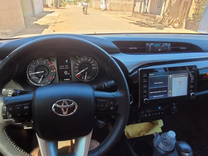 Toyota Hilux CD SRX 4X4 2.8 TDI 16V Diesel Aut. 2022
