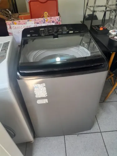Máquina de lavar 12