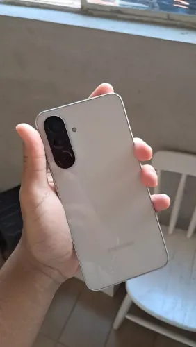 [VENDO / TROCO] Samsung Galaxy A56 128GB - Impecável!