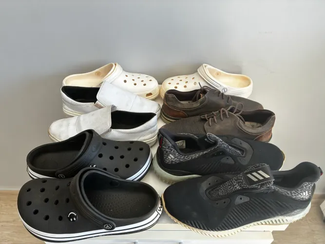 6 pares de calçados (38)