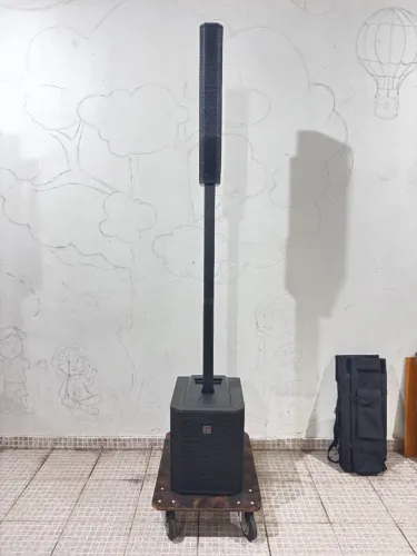 Torre Eletrovoice Evolve 30M