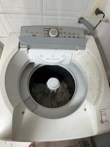 Máquina de lavar roupas Brastemp