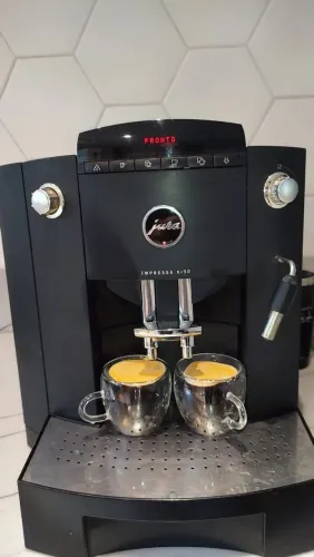 Máquina de café expresso jura impressa XR50 automática