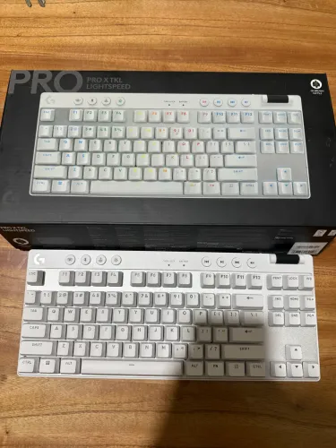 PRO X TKL BRANCO