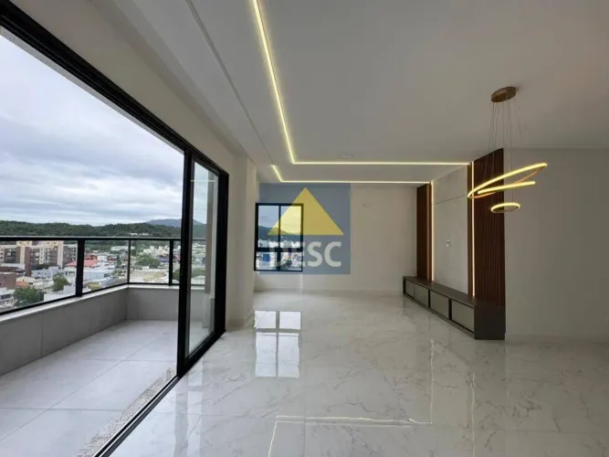 Apartamento Novo com 3 Suítes para Locação Anual em Balneário Camboriú