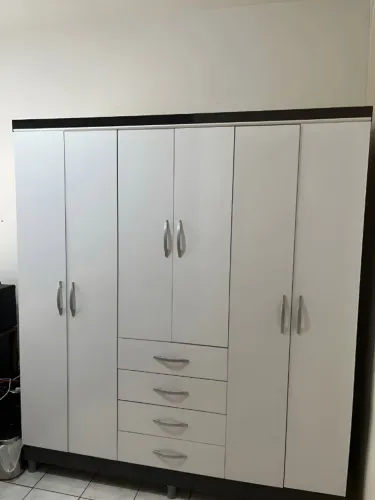 Guarda roupa solteiro meio casal 6 portas 4 gavetas
