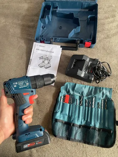 Parafusadeira e Furadeira Bosch