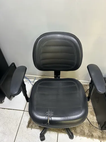 Cadeira com rodinha