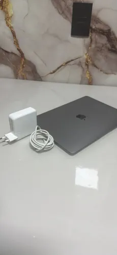 MacBook Air Retina 13,3? 2020 - 8GB RAM - Cinza Espacial