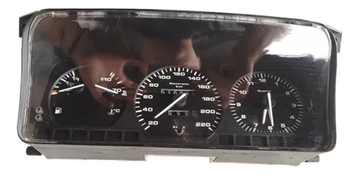 Painel Velocímetro Vw Santana 1988 A 1996 Preto