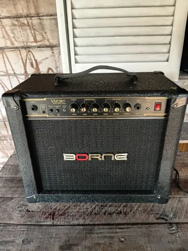 Amplificador Guitarra Borne Vorax 840 Studio