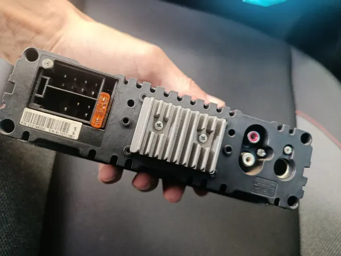 Aparelho de som automotivo 