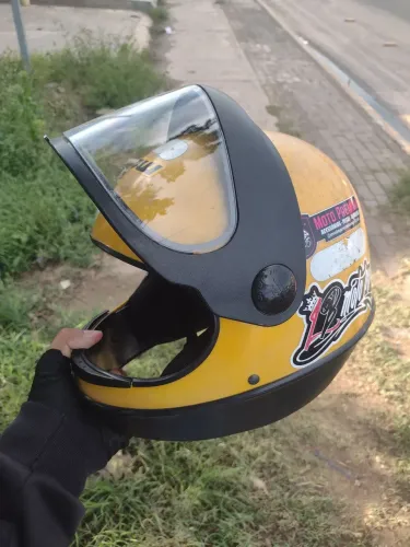 Capacete em bom estado
