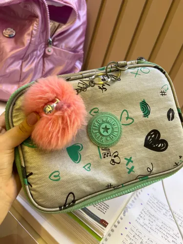 Estojo Kipling Usado Ótimo