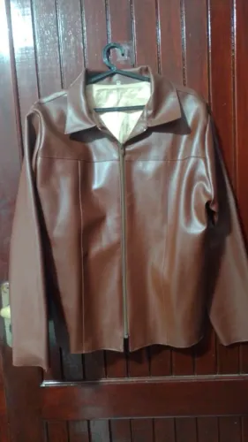 Jaqueta Marron estilo de couro tamanho G