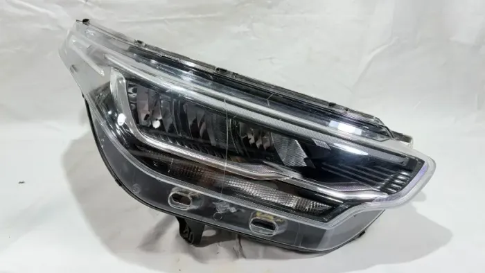 Farol Fiat Strada 2024/2026 Original LD