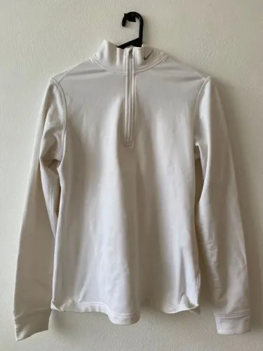 fleece nike tamanho L (veste P)