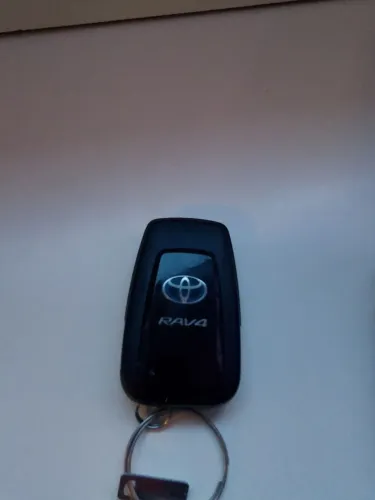 Vendo chave presencial original Toyota para RAV4