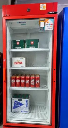 VENDO GELADEIRA METAL FRIO USADA 110V