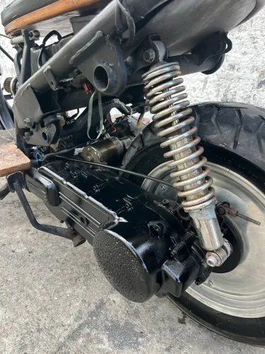 Vendo moto carburada
