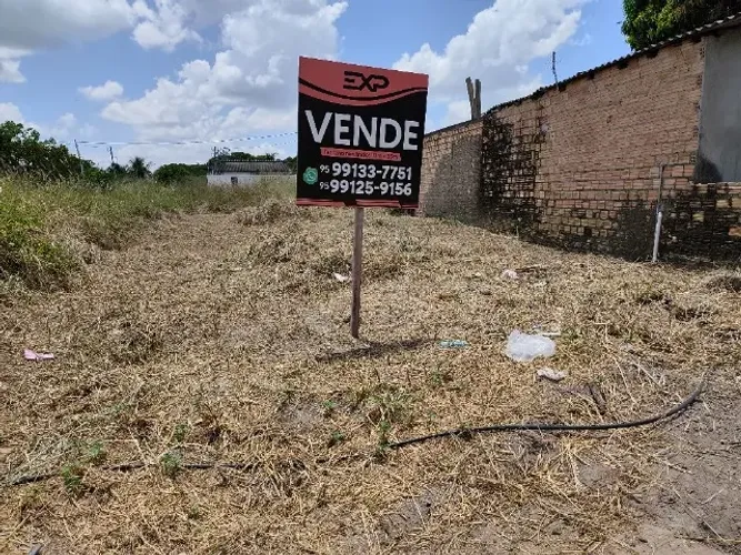 Vende-se terreno