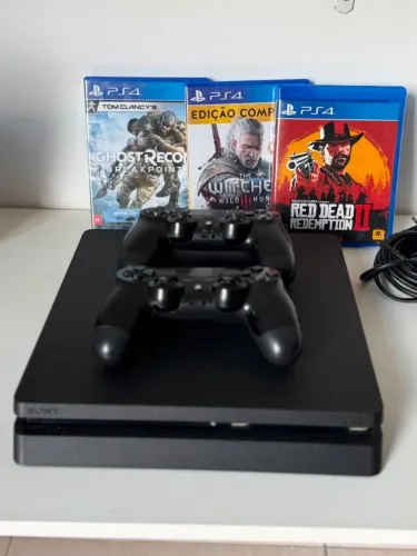 PS4 slim 2 controles 3 jogos 
