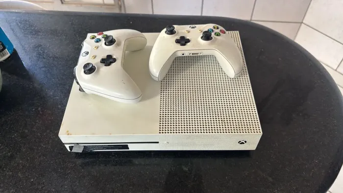 Xbox one s 1 tb