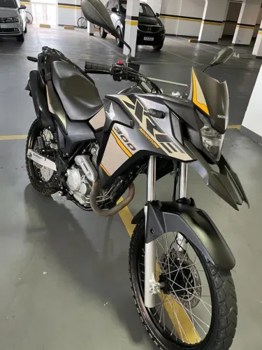 Vendo XRE 300 abs