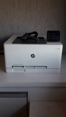 Impressora HP Color Laser Jet Pro M252dw