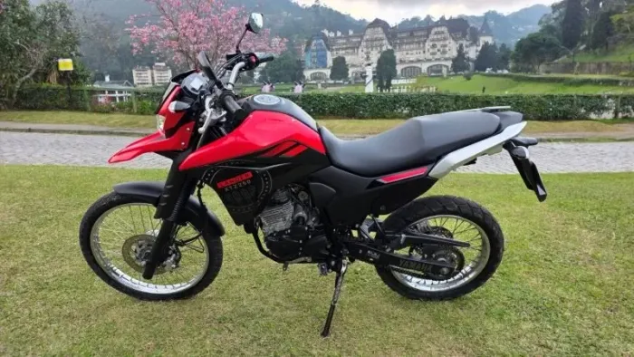 XTZ250 LANDER ABS 24/24 - EXCELENTE ESTADO