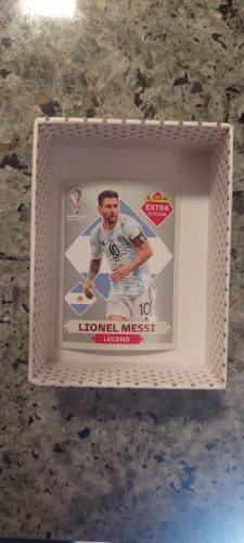 Figurinha Extra Lionel Messi Prata - Copa do Mundo 2022 Original Panini